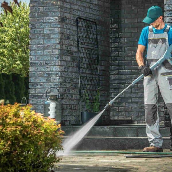 Driveway Pressure Washing Pressure Washing Driveway Concrete Cleaning